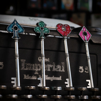 Resident Evil 2 - Set of Card Suit Keys (PRE-ORDER)